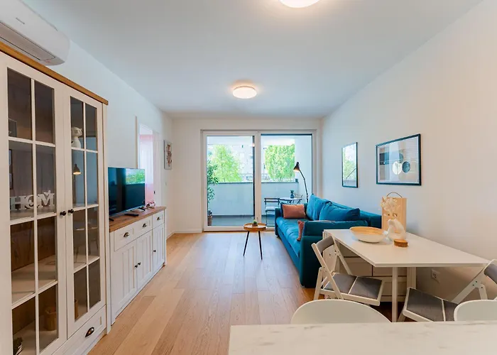 Flex Selfcheckins 149 - Zagreb - Bedroom - Garage - Loggia
