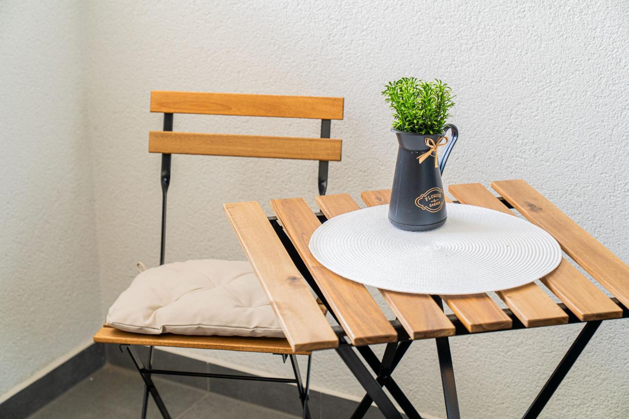 Apartman Flex Selfcheckins 149 - - Bedroom - Garage - Loggia Zagreb